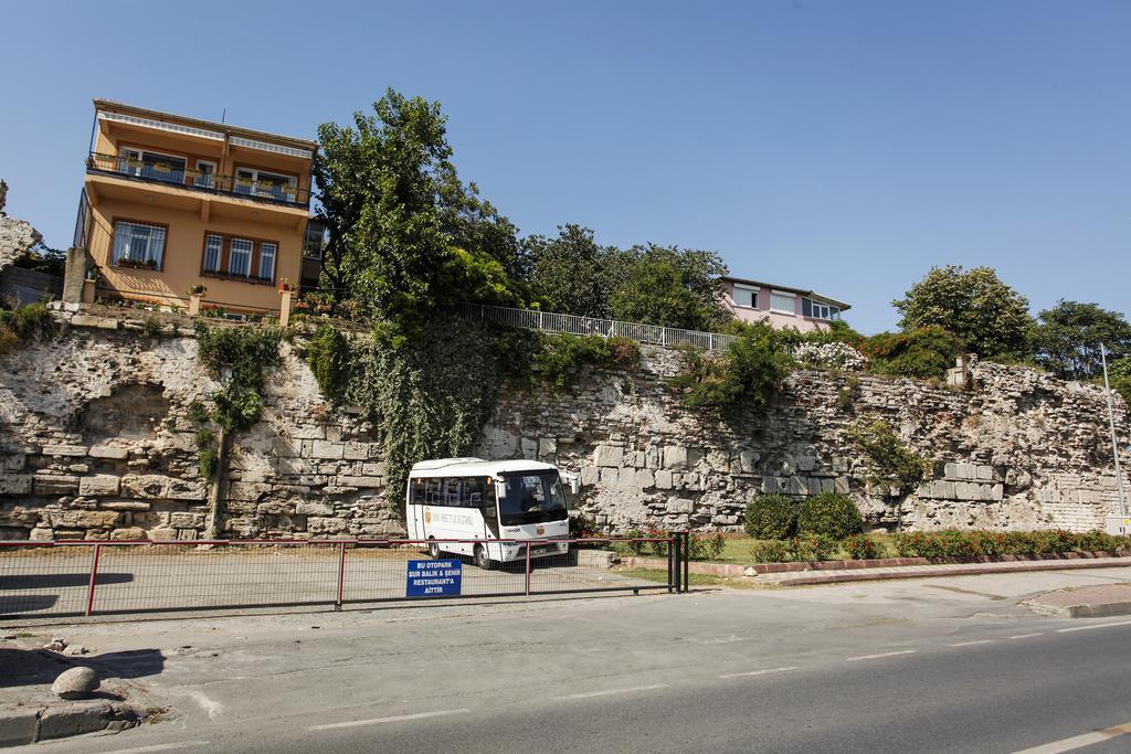 Sultanahmet Gardens - Istanbul — Photos 2